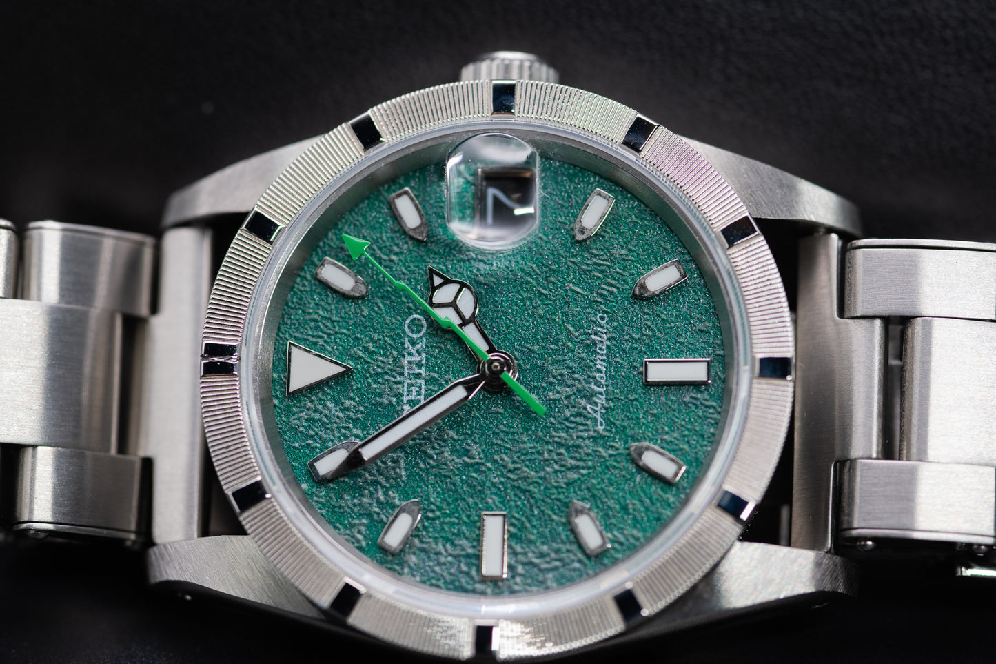 Textured Forest Green in old style case with drilled lugs. old Style Solid Steel Rivet Oyster Bracelet Straight Ended