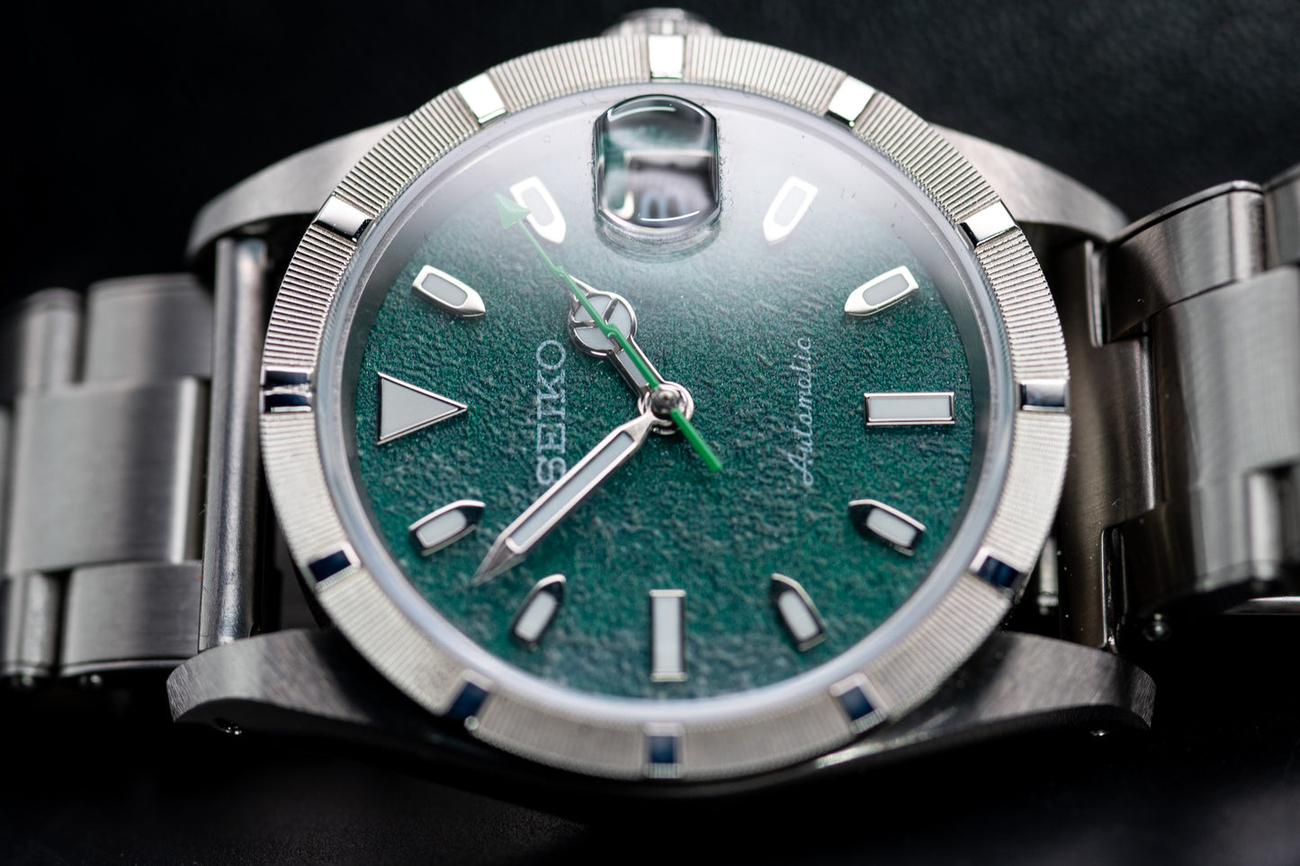 Textured Forest Green in old style case with drilled lugs. old Style Solid Steel Rivet Oyster Bracelet Straight Ended